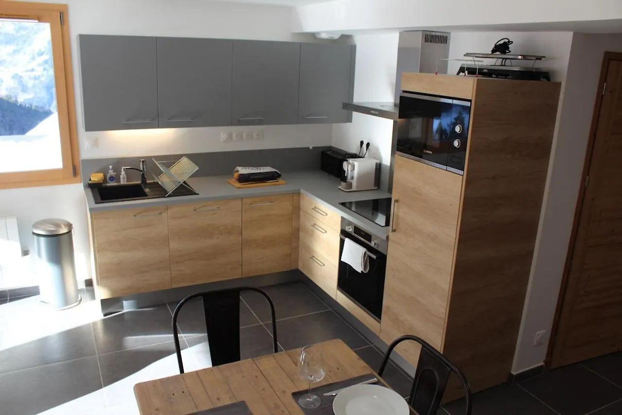Appartement Au Pied Des Pistes Dans Nouvelle Residence Oz